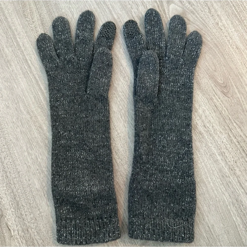 Gloves with Tech Touch - Dark Grey & Silver
